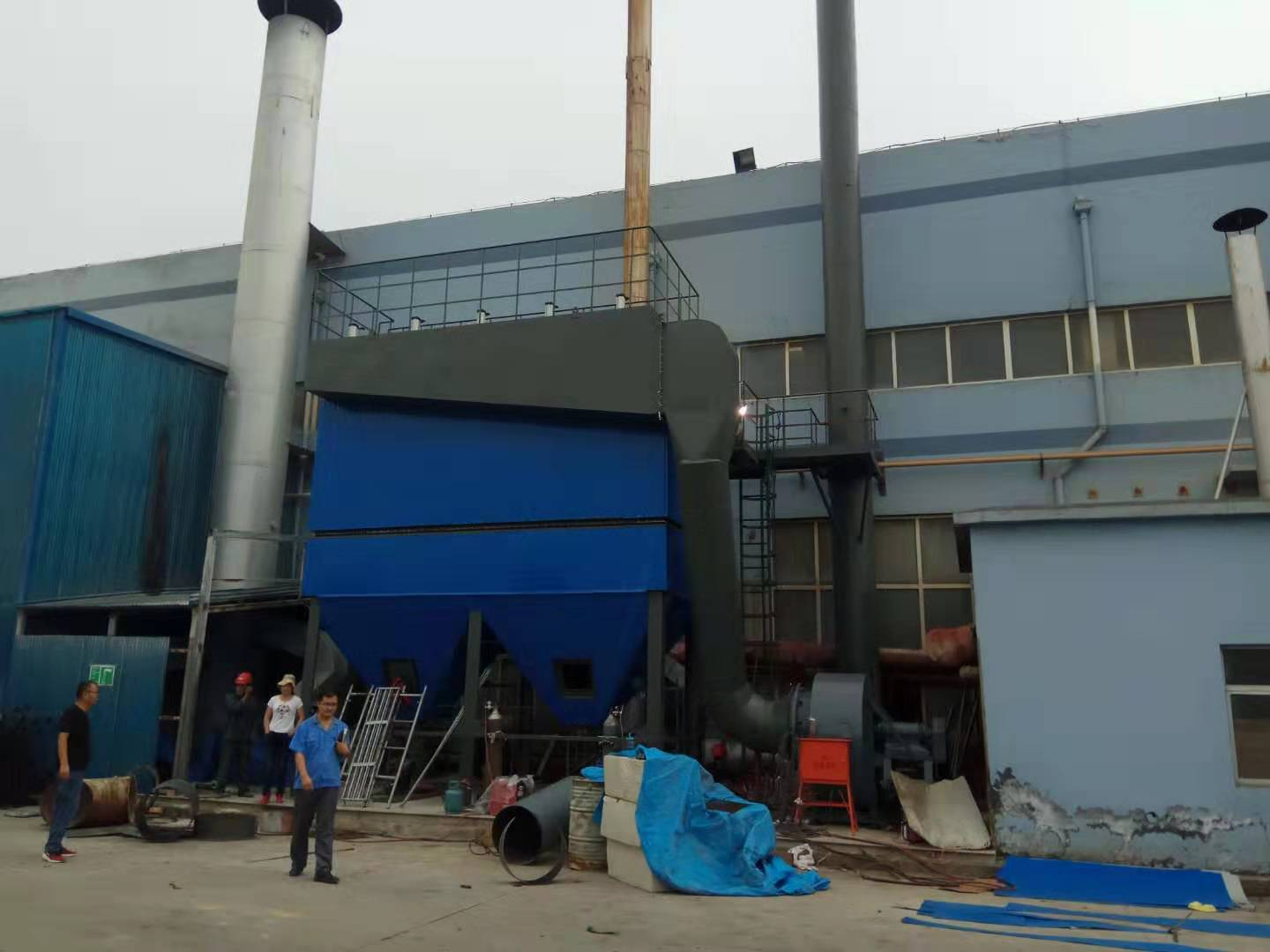 Dust collector specifically designed for the galvanizing industry