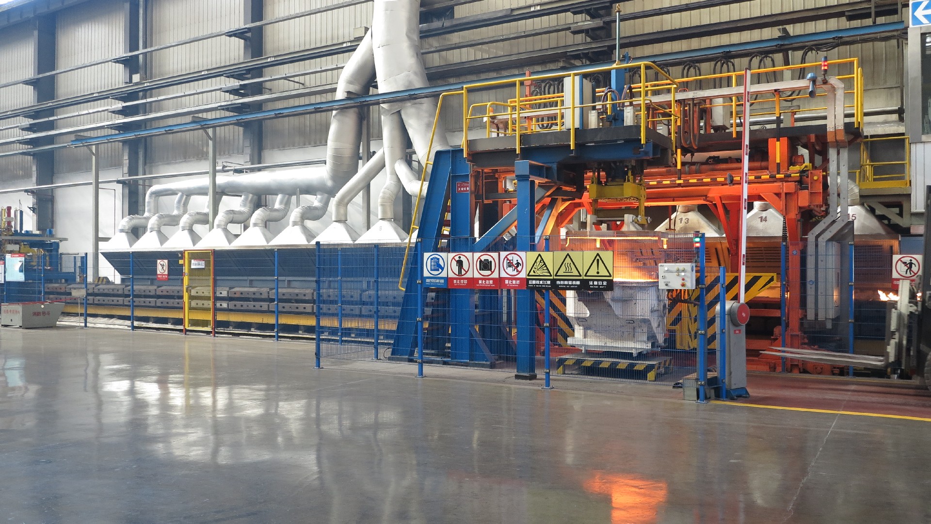 Dedicated casting pouring cooling dust collector